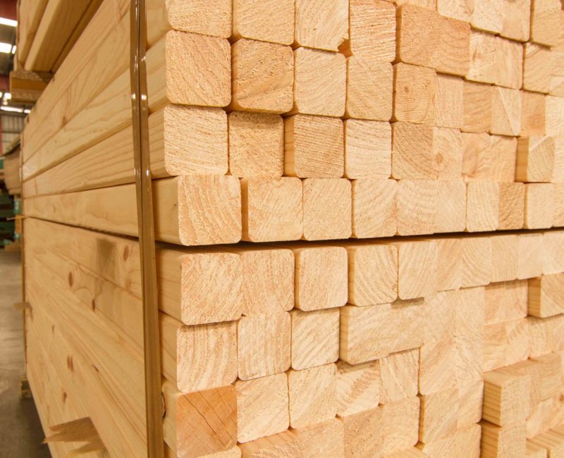 2.3.1.Listones-Pino-Rojo-Cepillado-Tratado-RiesgoIV-3a